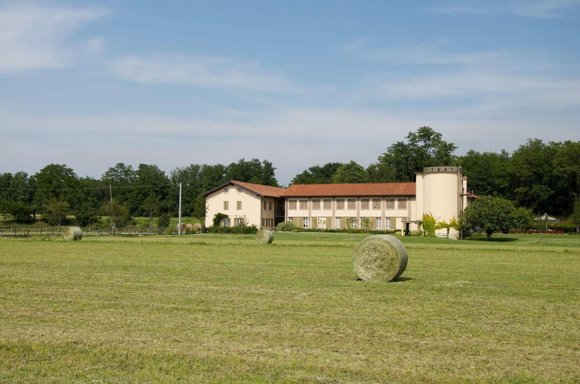 Antico Benessere Fara Gera dʼAdda Exteriör bild